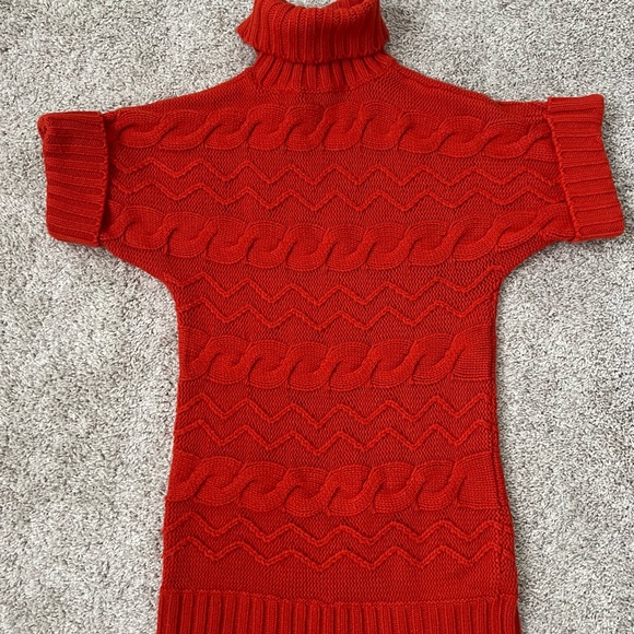 Planet Gold Sweaters - NWOT Planet Gold orange Turtleneck with pattern